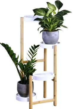 Bambusowy stojak na kwiaty z plastikowymi podstawkami