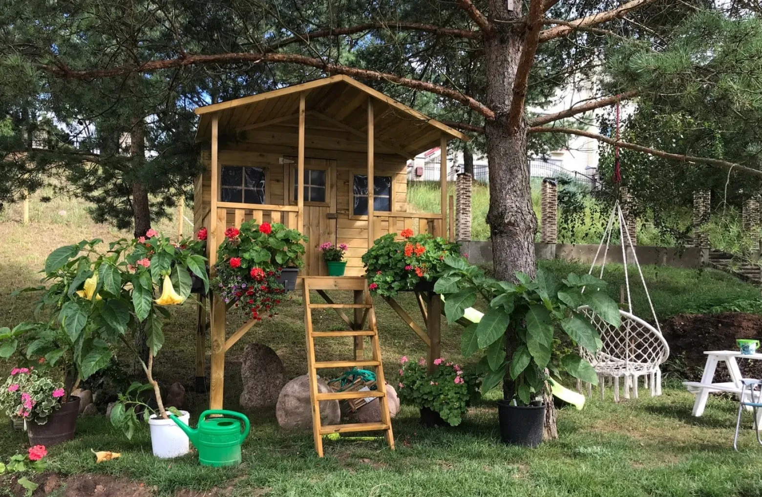 Drewniany Domek dla Dzieci Gucio z Huśtawką Plac Zabaw Ogród