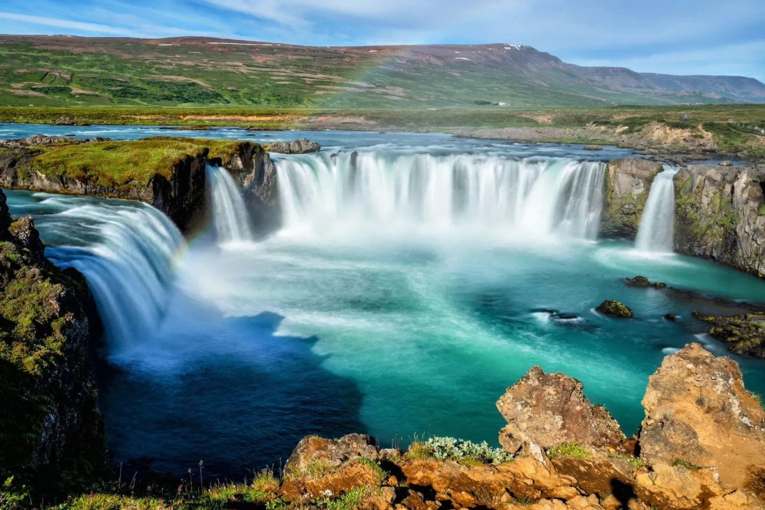 Fototapeta Wodospad GODAFOSS Pejzaż 3D 90x60cm