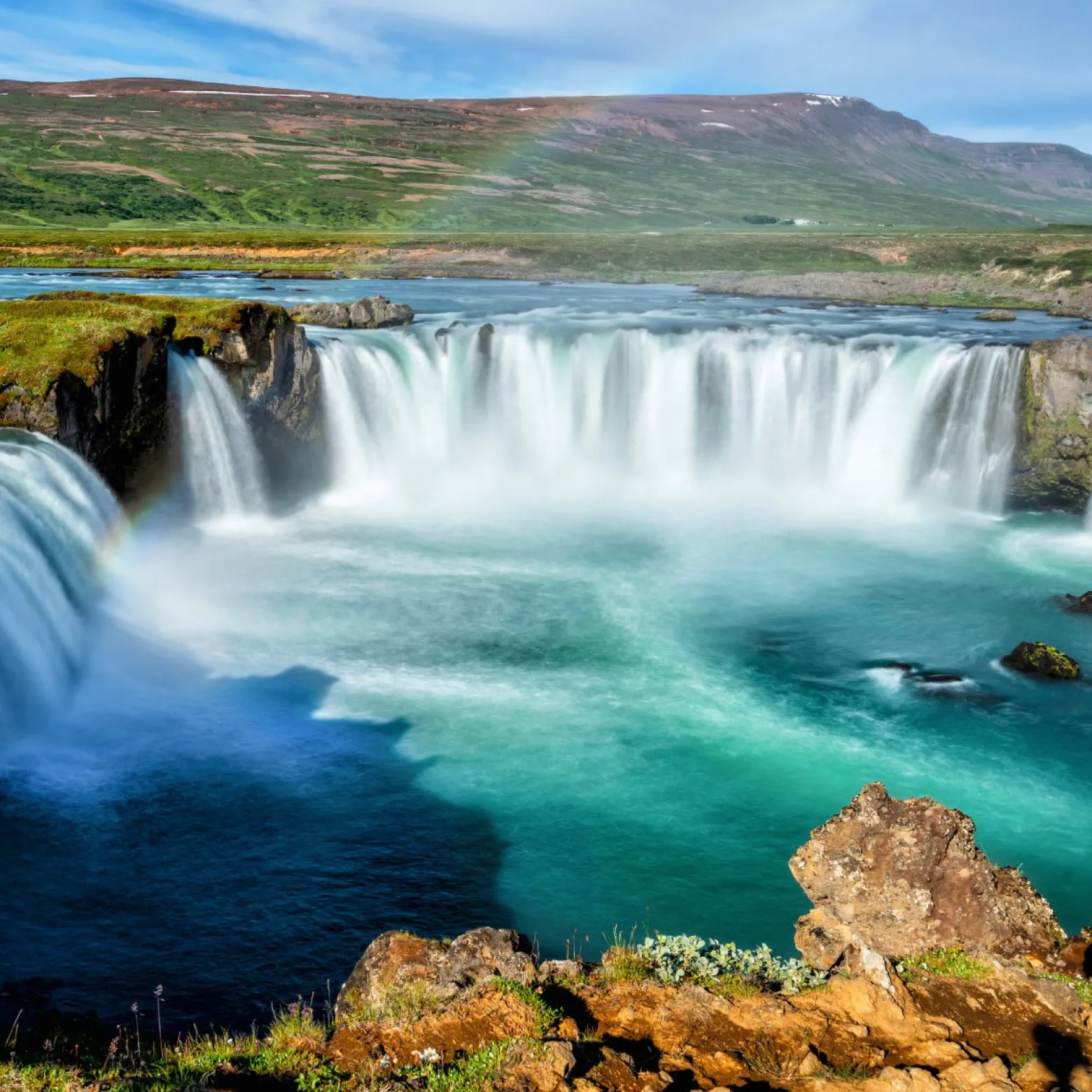 Fototapeta Wodospad GODAFOSS Pejzaż 3D 90x60cm