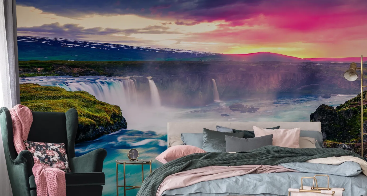 Fototapeta Wodospad Godafoss o Zachodzie Słońca 90x60cm