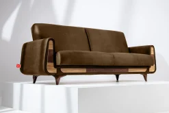 KONSIMO GUSTAVO II Elegancka wersalka do salonu w tkaninie imitującej zamsz
