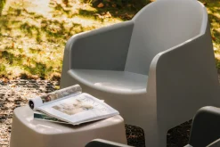 KONSIMO MALUS Komplet mebli na balkon, Fotele i stolik, szare, 2 os.