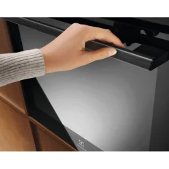 Piekarnik parowy Electrolux LOC9P3XZ 700 MealAssist SteamCrisp pyroliza