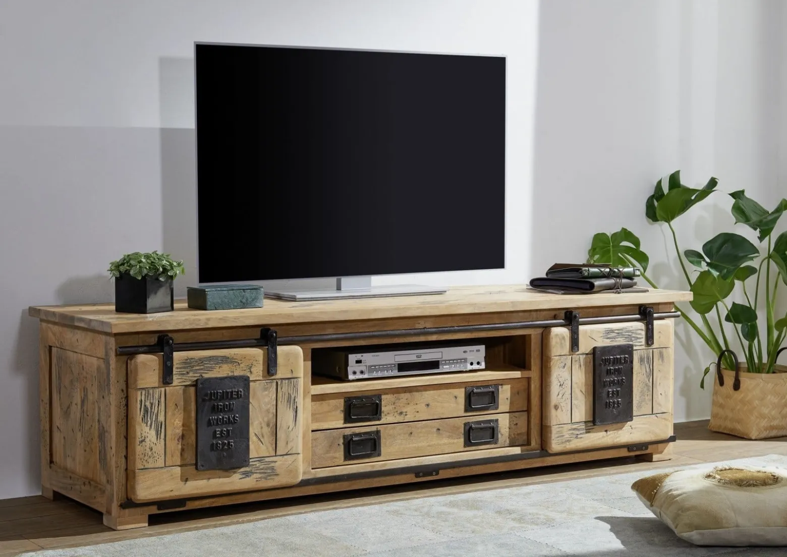 RAILWAY Szafka RTV #146 Mango woskowane + metal 180x50x55 cm