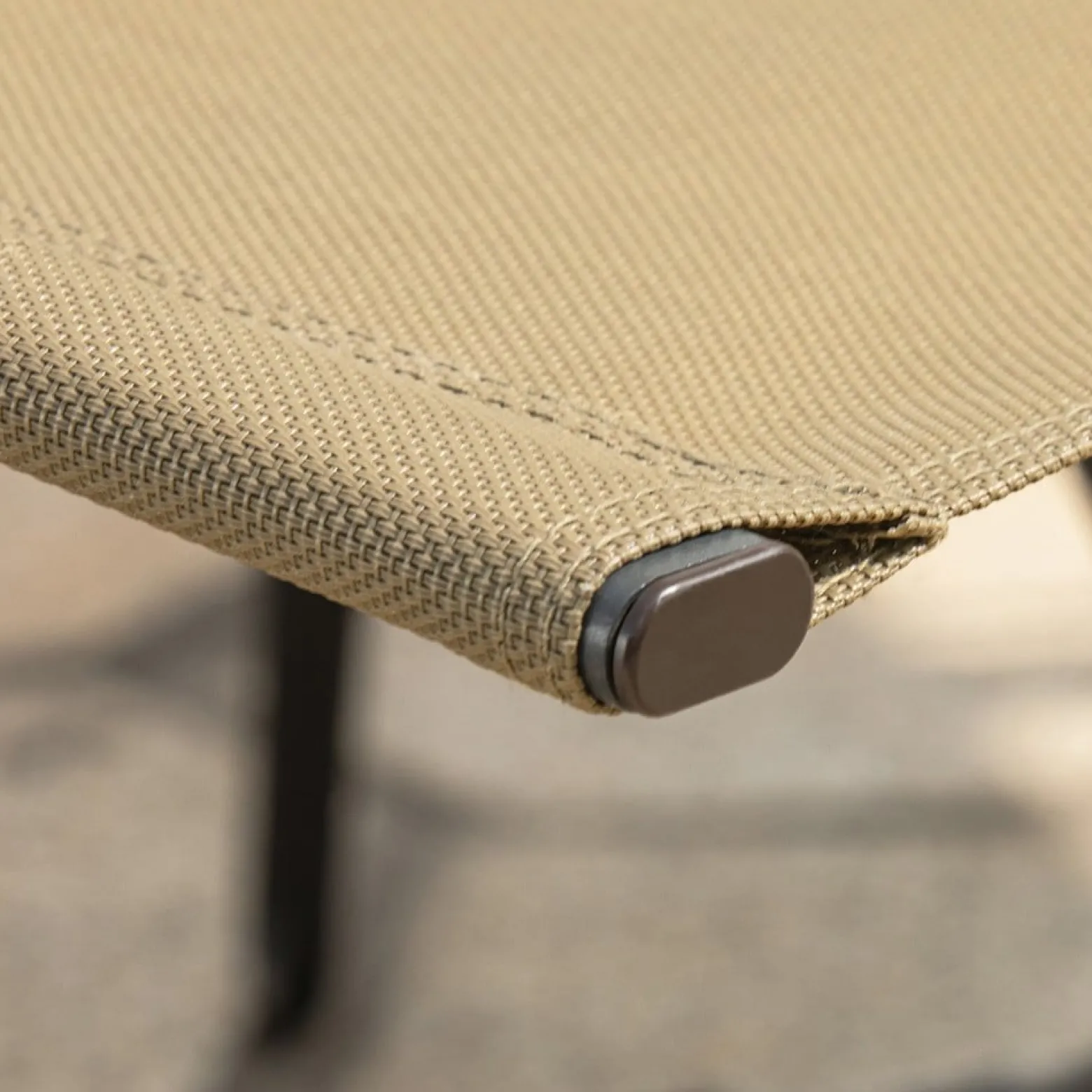 SoBuy Fotel ogrodowy bujany Khaki 145x57x84cm Przemysłowy OGS47-KA