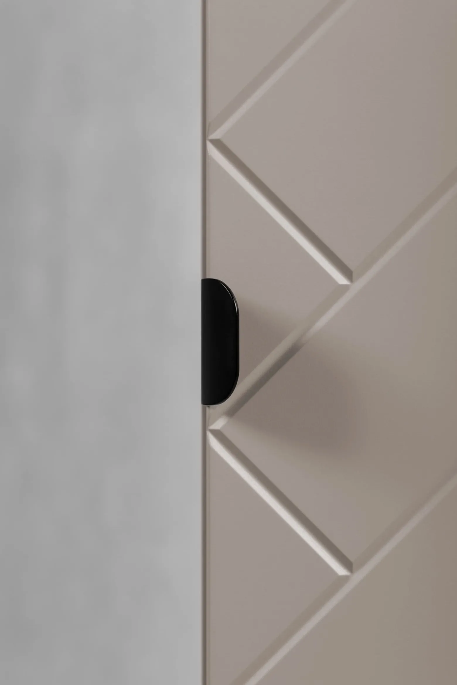 Słupek Łazienkowy 136 cm MADIS KASZMIR Półki Uchwyt Black