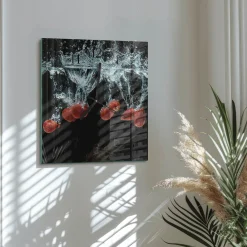 Zegar nowoczesny 30x30 Truskawki ozdobny ścienny